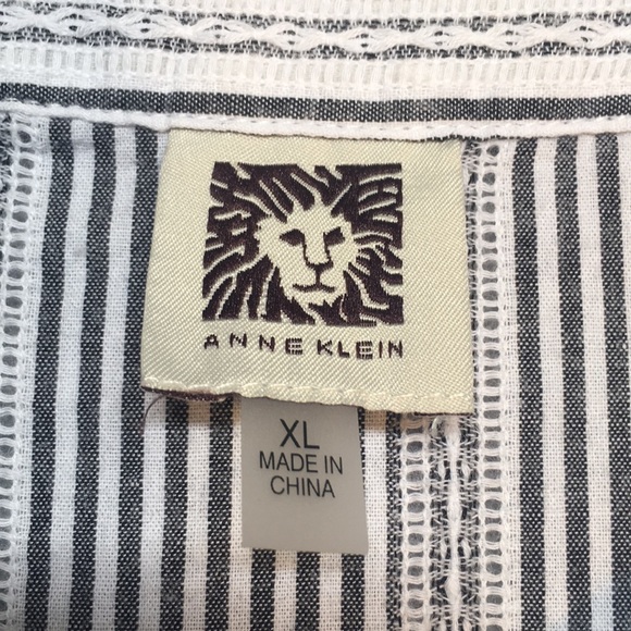 ANNE KLEIN 100% Cotton Striped Shirt w/Logo Buttons Tie Accents on 3/4 Sleeves - Picture 13 of 15